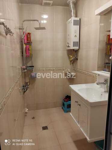 Sale, old building, 4 room, 110 m², Bakikhanov d.