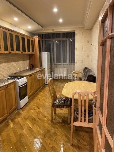 Satılır, yeni tikili, 3 otaqlı, 90 m², 3-cü mikrorayon q.