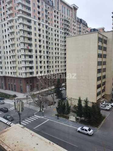 Sale, old building, 3 room, 107 m², Elmlar Akademiyası m.