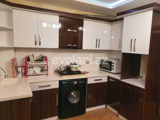 Sale, old building, 3 room, 107 m², Elmlar Akademiyası m.