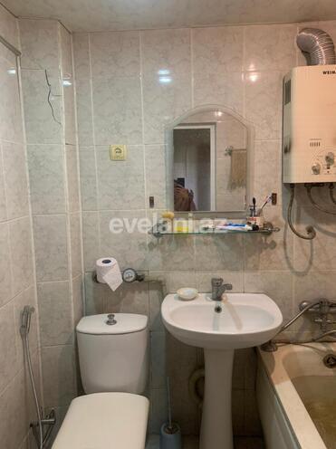 Продаётся, вторичка, 3-комнаты, 75 m², Иншаатчылар m.