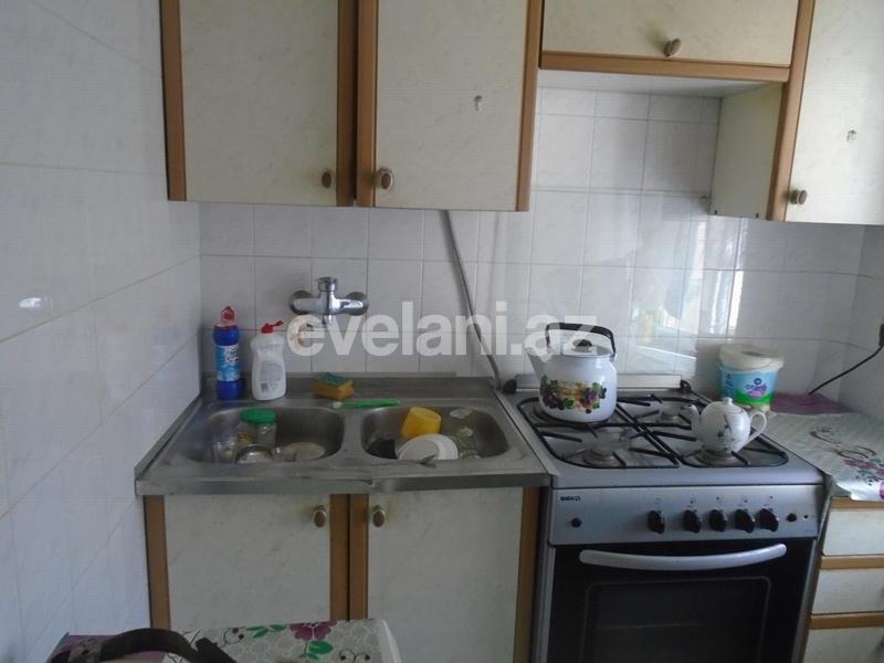 Rent, old building, 2 room, 80 m², Elmlar Akademiyası m.