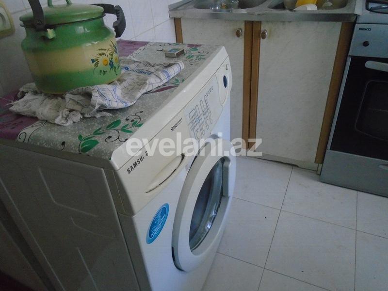 Rent, old building, 2 room, 80 m², Elmlar Akademiyası m.