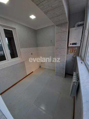 Sale, old building, 2 room, 60 m², Bakikhanov d.