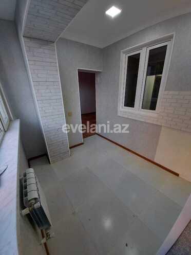 Sale, old building, 2 room, 60 m², Bakikhanov d.