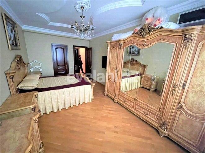 Satılır, yeni tikili, 4 otaqlı, 175 m², Memar Əcəmi m.