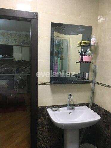 Satılır, yeni tikili, 2 otaqlı, 68 m², İnşaatçılar m.