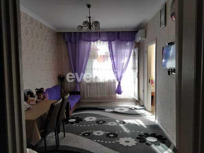 Satılır, köhnə tikili, 2 otaqlı, 55 m², Memar Əcəmi m.