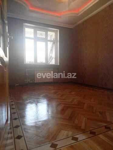 Продаётся, вторичка, 3-комнаты, 68 m², Бакиханова p.