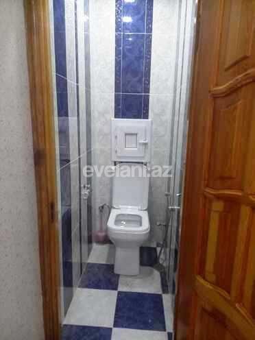 Продаётся, вторичка, 3-комнаты, 68 m², Бакиханова p.