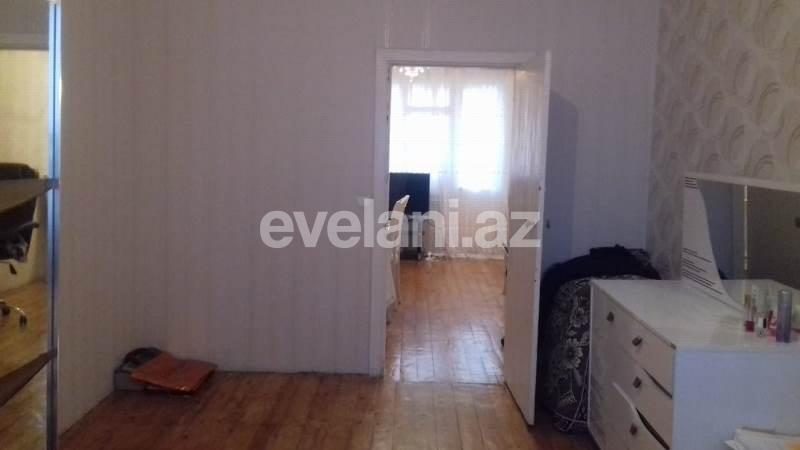 Satılır, köhnə tikili, 2 otaqlı, 55 m², Azadlıq prospekti m.