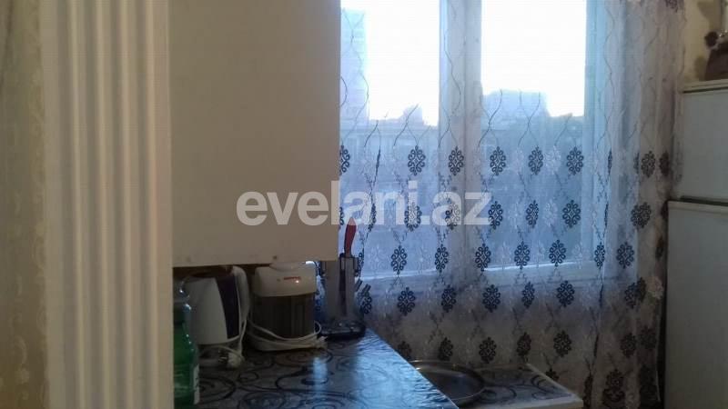 Satılır, köhnə tikili, 2 otaqlı, 55 m², Azadlıq prospekti m.