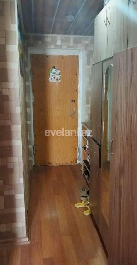 Satılır, köhnə tikili, 2 otaqlı, 31 m², Elmlər Akademiyası m.