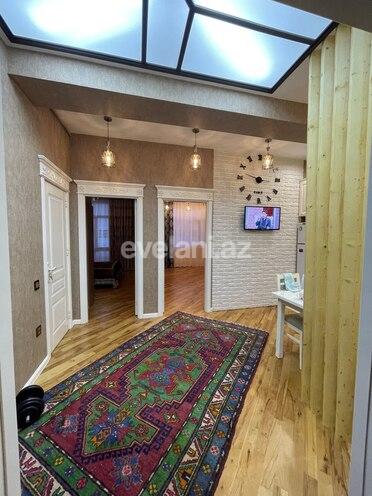 Satılır, yeni tikili, 2 otaqlı, 65 m², Xalqlar Dostluğu m.