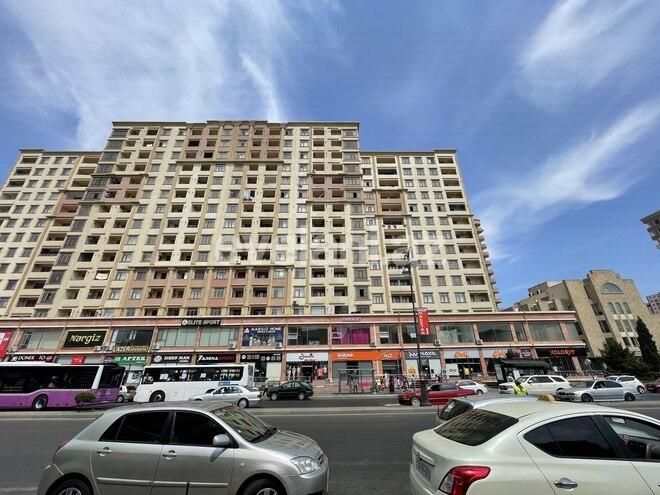 Satılır, yeni tikili, 2 otaqlı, 66 m², İnşaatçılar m.