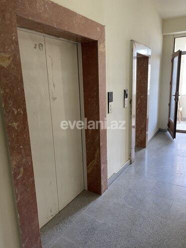 Satılır, yeni tikili, 2 otaqlı, 66 m², İnşaatçılar m.