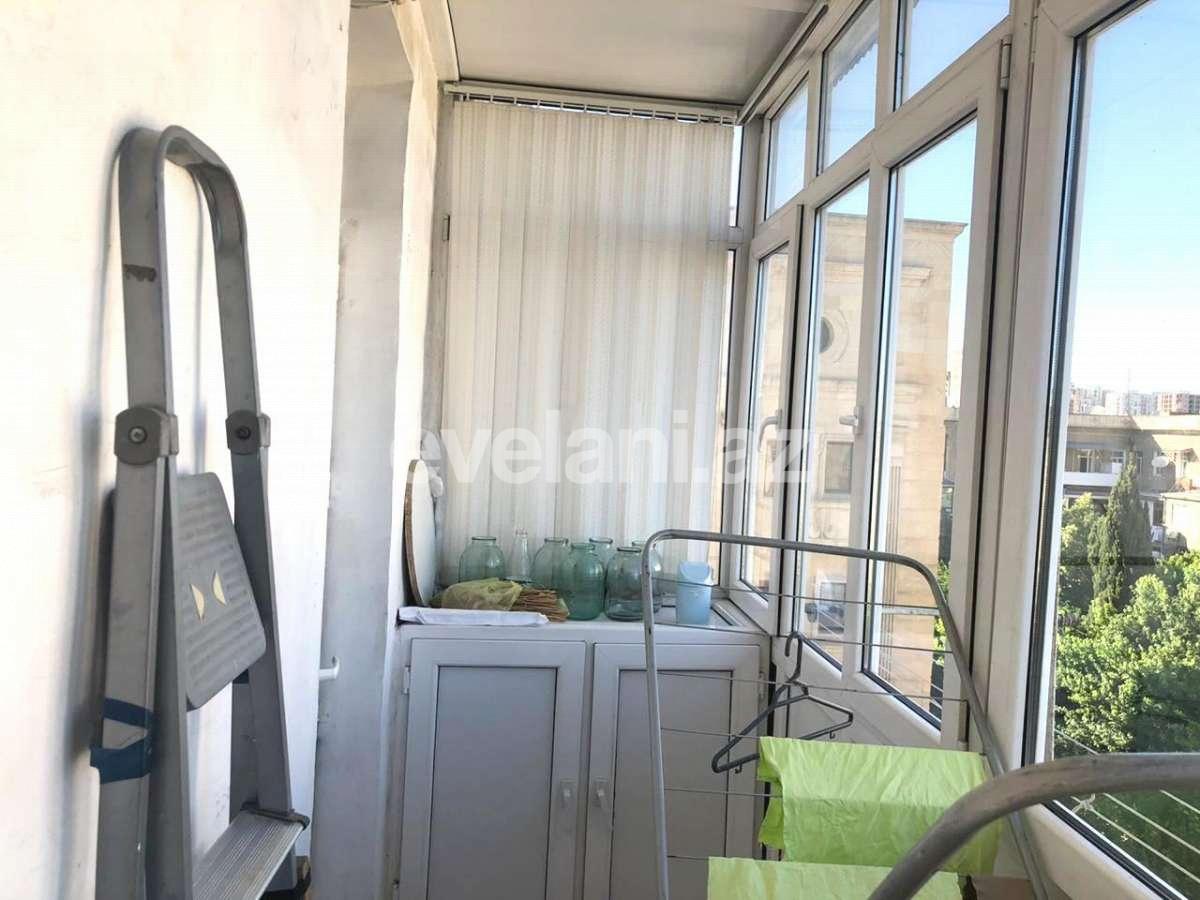 Sale, old building, 3 room, 70 m², Nariman Narimanov m.