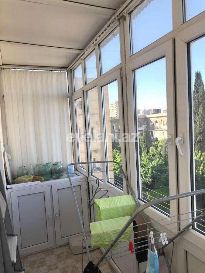 Sale, old building, 3 room, 70 m², Nariman Narimanov m.
