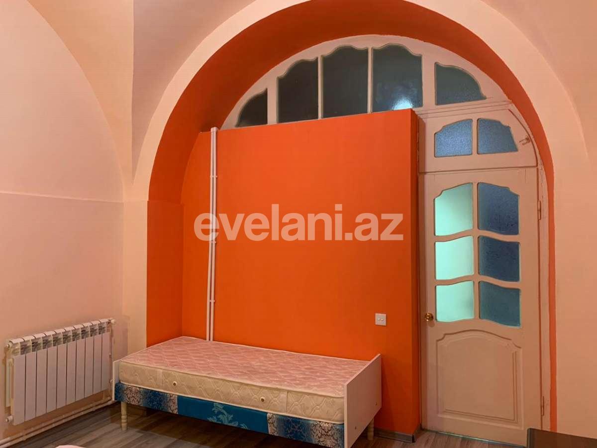 Satılır, köhnə tikili, 4 otaqlı, 140 m², Sahil m.