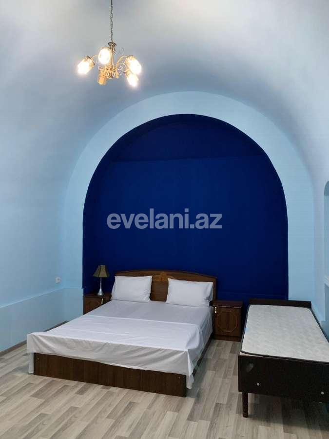 Satılır, köhnə tikili, 4 otaqlı, 140 m², Sahil m.