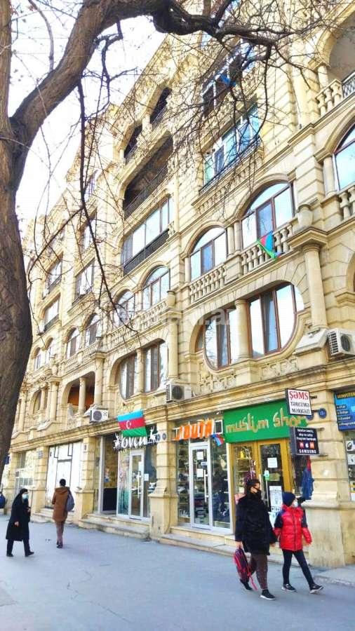 Kirayə verilir, ofis, 2 otaqlı, 65 m², Nizami m.