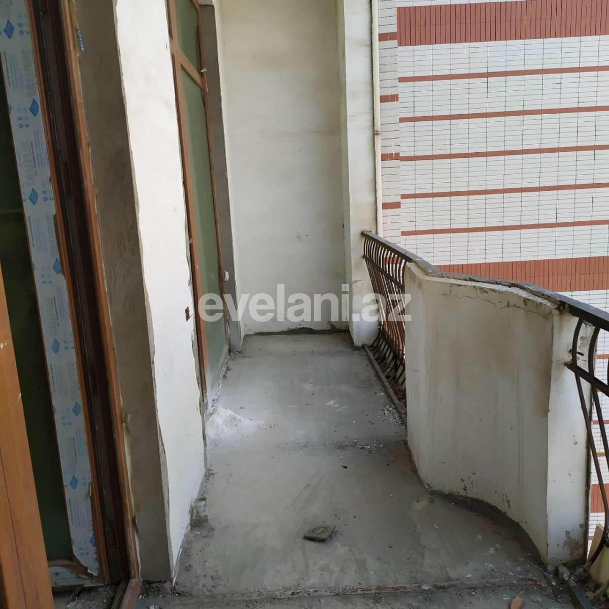 Продаётся, новостройка, 4-комнаты, 238 m², Низами m.