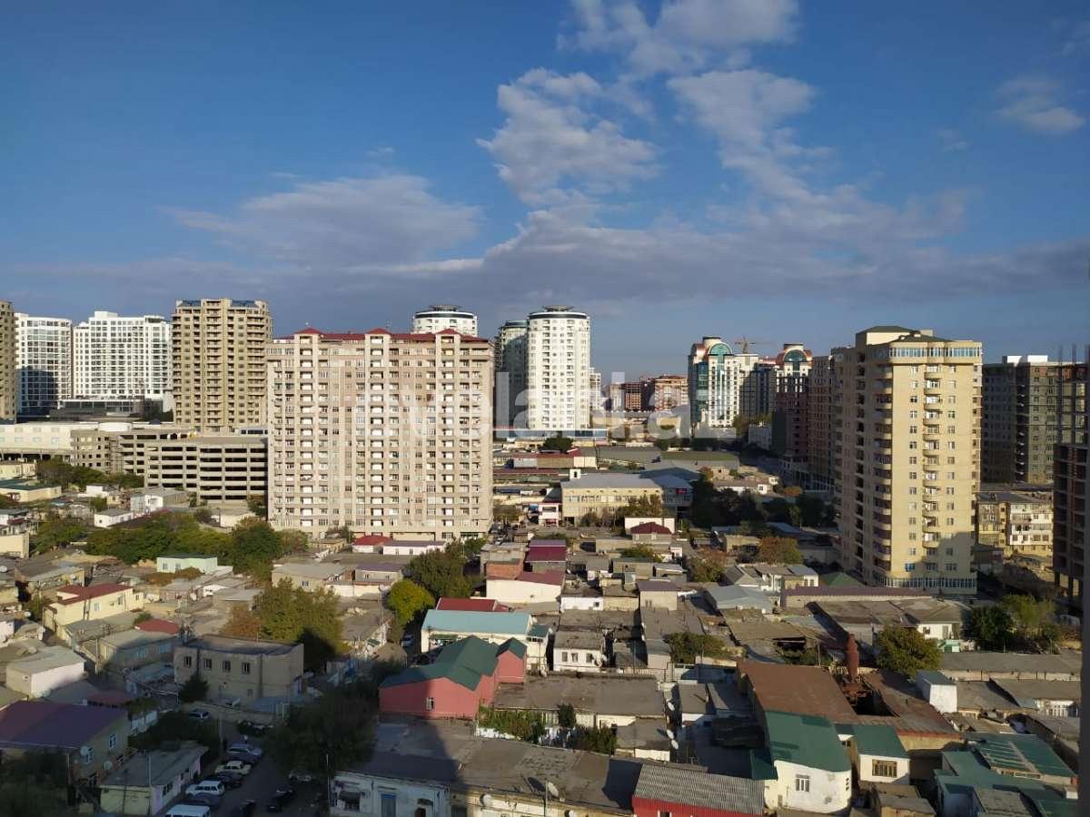 Продаётся, новостройка, 4-комнаты, 238 m², Низами m.