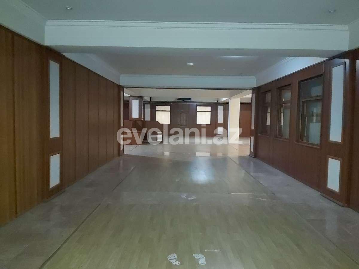 Sale, office, 23 room, 1270 m², Shah Ismail Khatai m.