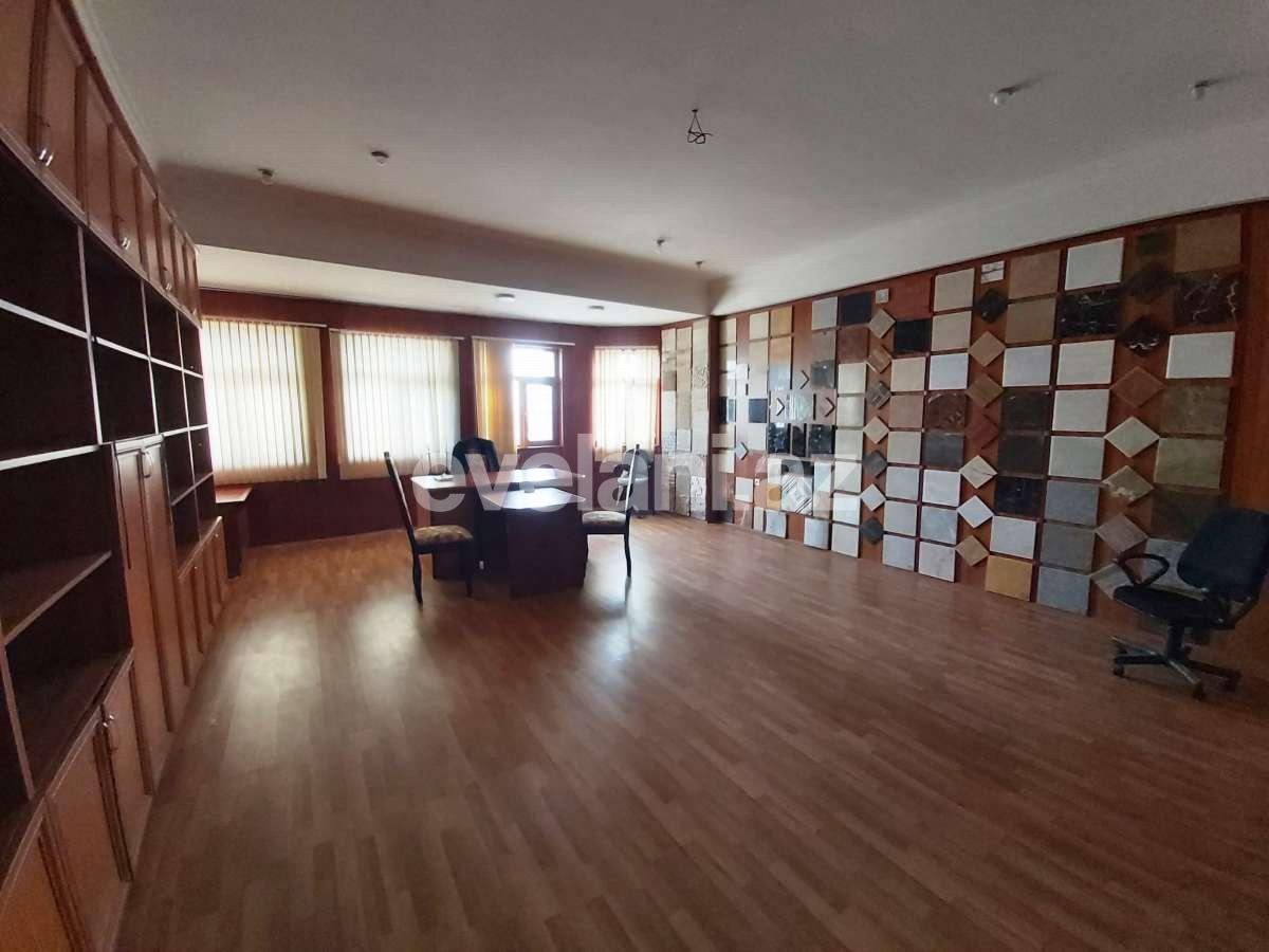 Sale, office, 23 room, 1270 m², Shah Ismail Khatai m.