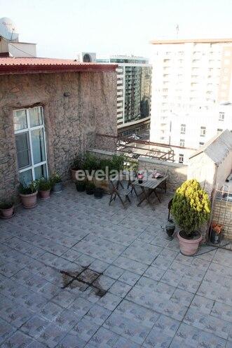 Satılır, yeni tikili, 4 otaqlı, 215 m², Şah İsmayıl Xətai m.