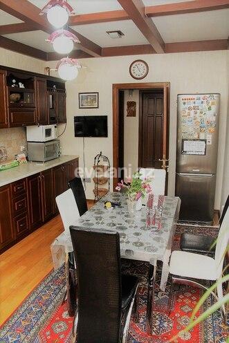 Satılır, yeni tikili, 4 otaqlı, 215 m², Şah İsmayıl Xətai m.
