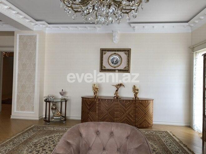 Продаётся, новостройка, 5-комнаты, 215 m², Хатаинский r.