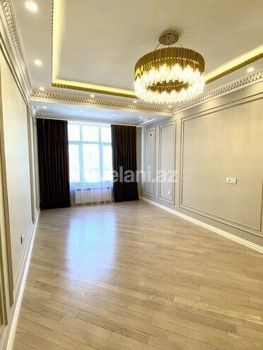 Продаётся, новостройка, 5-комнаты, 215 m², Хатаинский r.