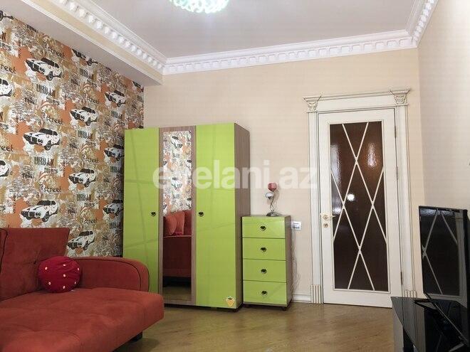 Продаётся, новостройка, 5-комнаты, 215 m², Хатаинский r.