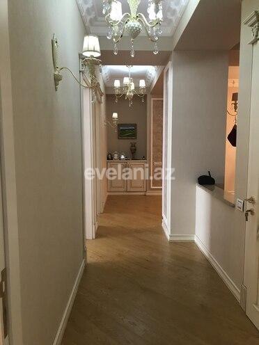 Продаётся, новостройка, 5-комнаты, 215 m², Хатаинский r.