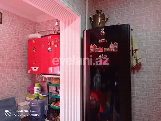 Satılır, köhnə tikili, 3 otaqlı, 70 m², Həzi Aslanov m.