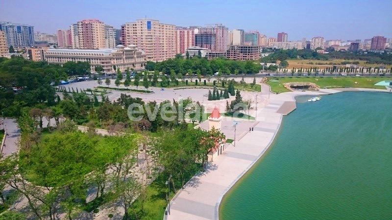 Satılır, yeni tikili, 3 otaqlı, 164 m², 28 may m.