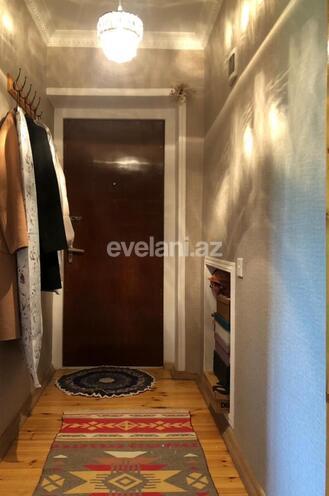 Satılır, köhnə tikili, 2 otaqlı, 55 m², Azadlıq prospekti m.