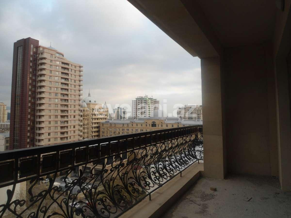 Satılır, yeni tikili, 4 otaqlı, 240 m², Nəsimi r.