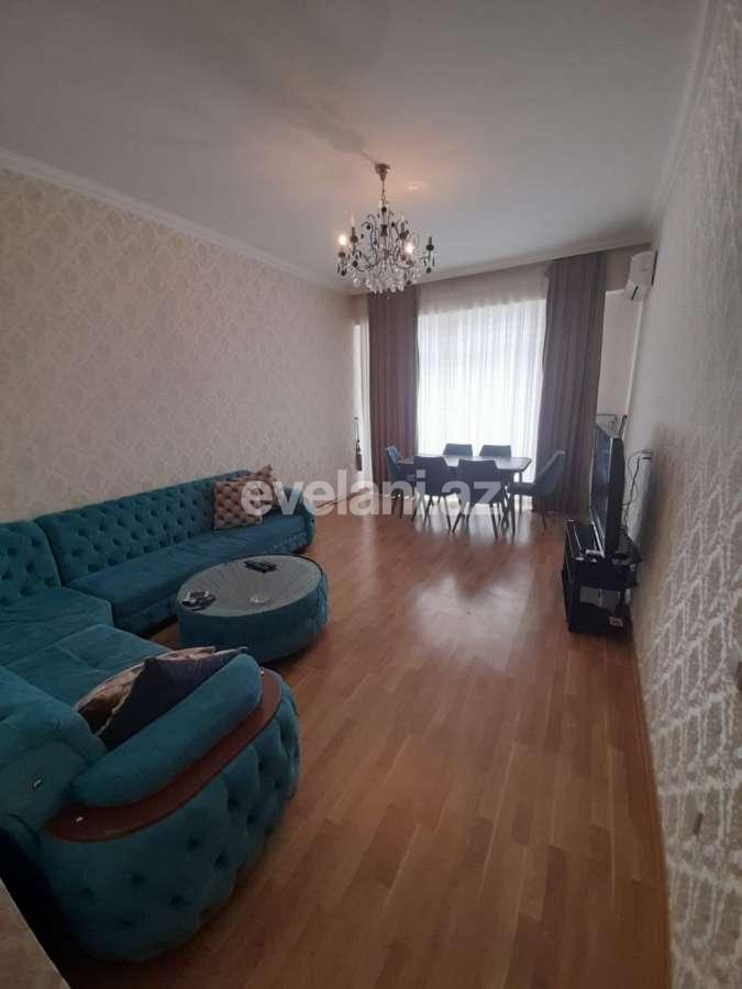 Kirayə verilir, yeni tikili, 2 otaqlı, 60 m², İnşaatçılar m.