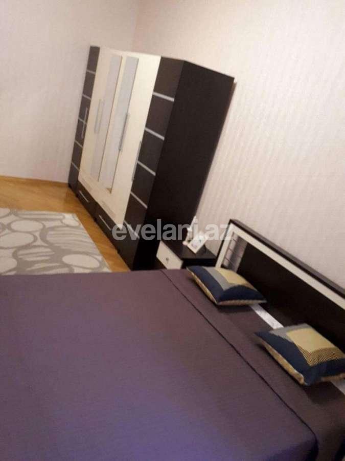 Sale, old building, 3 room, 105 m², Sahil m.