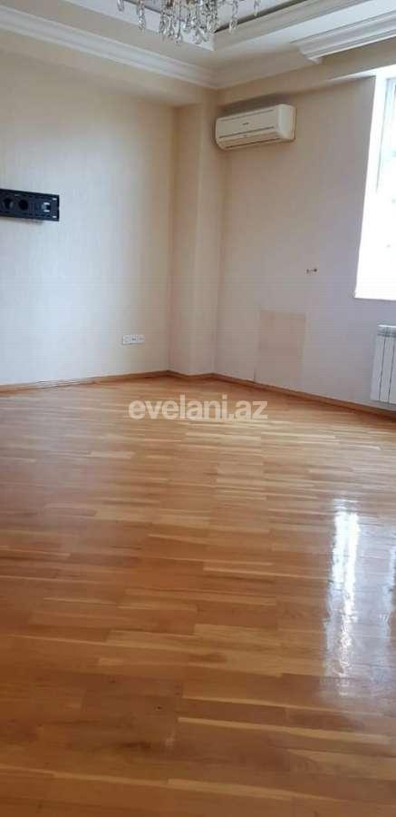 Satılır, yeni tikili, 3 otaqlı, 125 m², İnşaatçılar m.