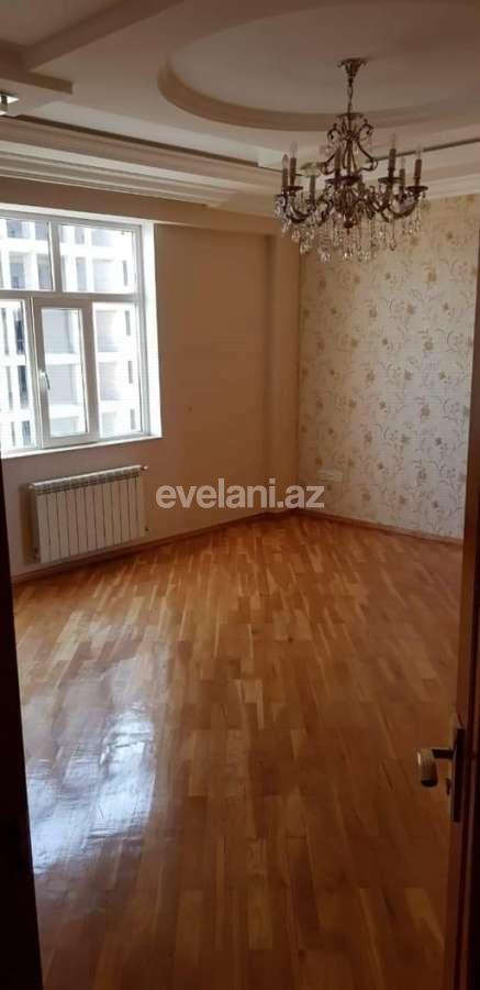 Satılır, yeni tikili, 3 otaqlı, 125 m², İnşaatçılar m.