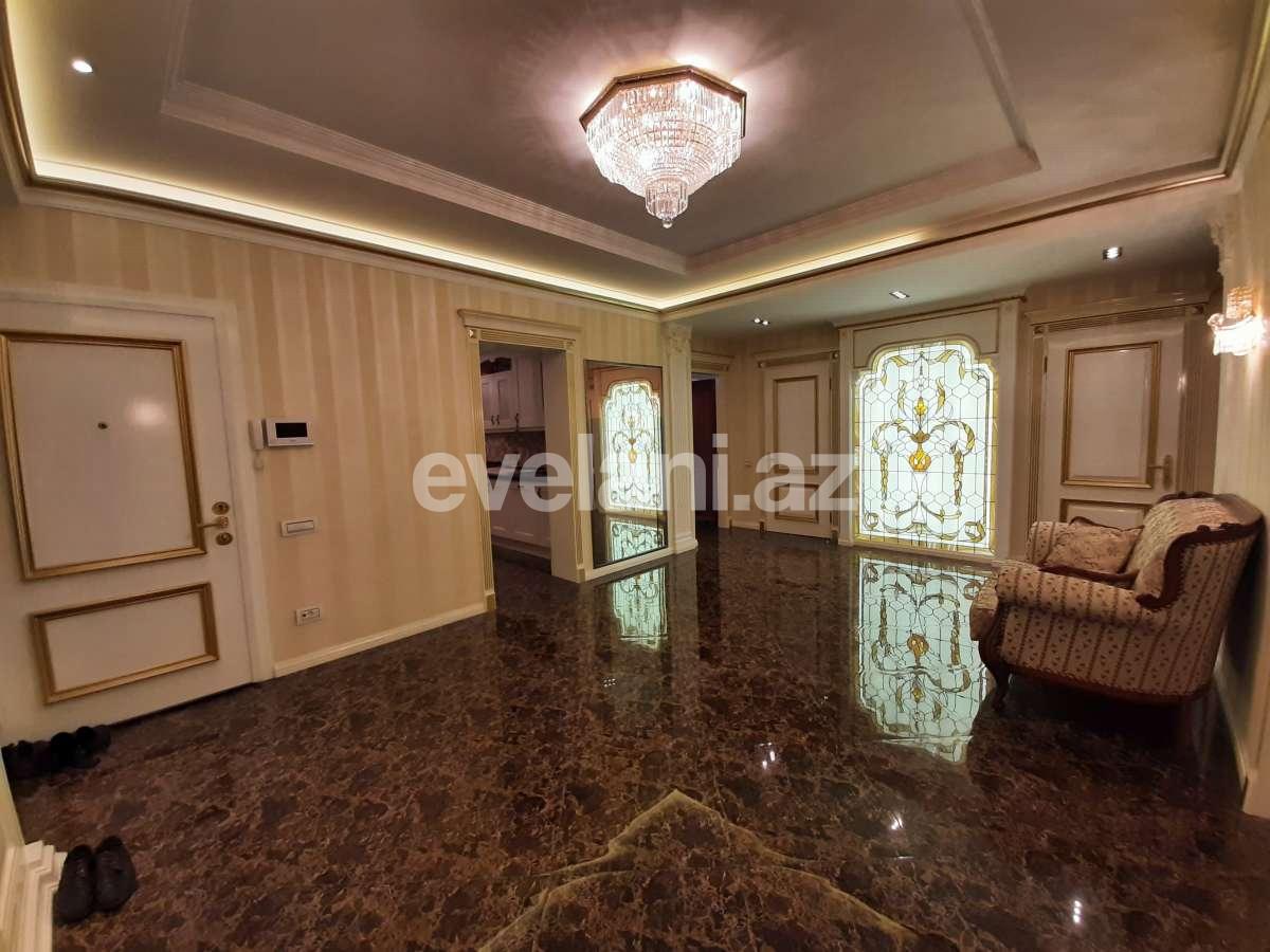 Satılır, yeni tikili, 3 otaqlı, 160 m², 28 may m.