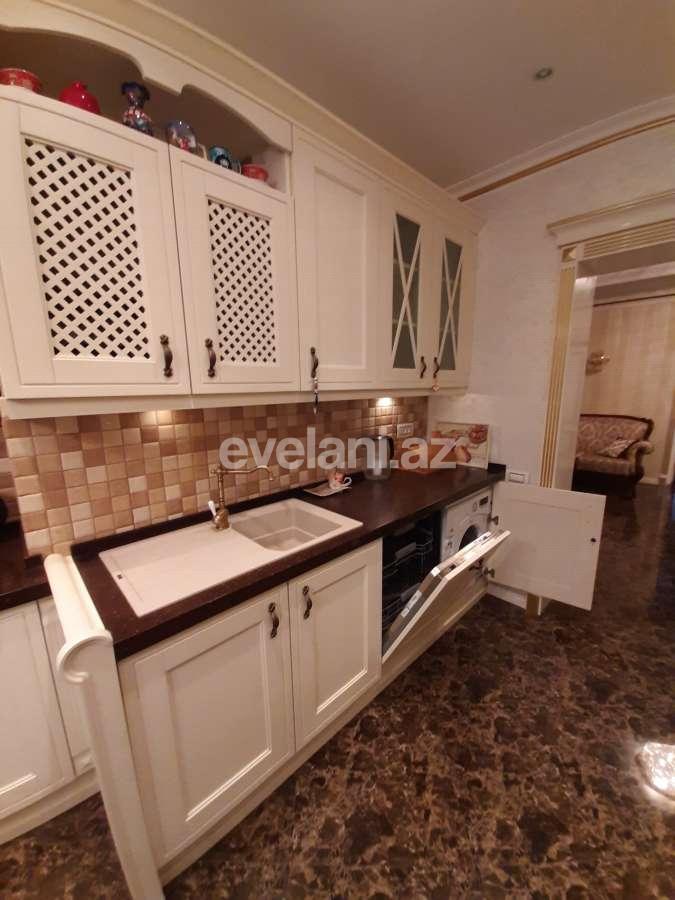 Satılır, yeni tikili, 3 otaqlı, 160 m², 28 may m.