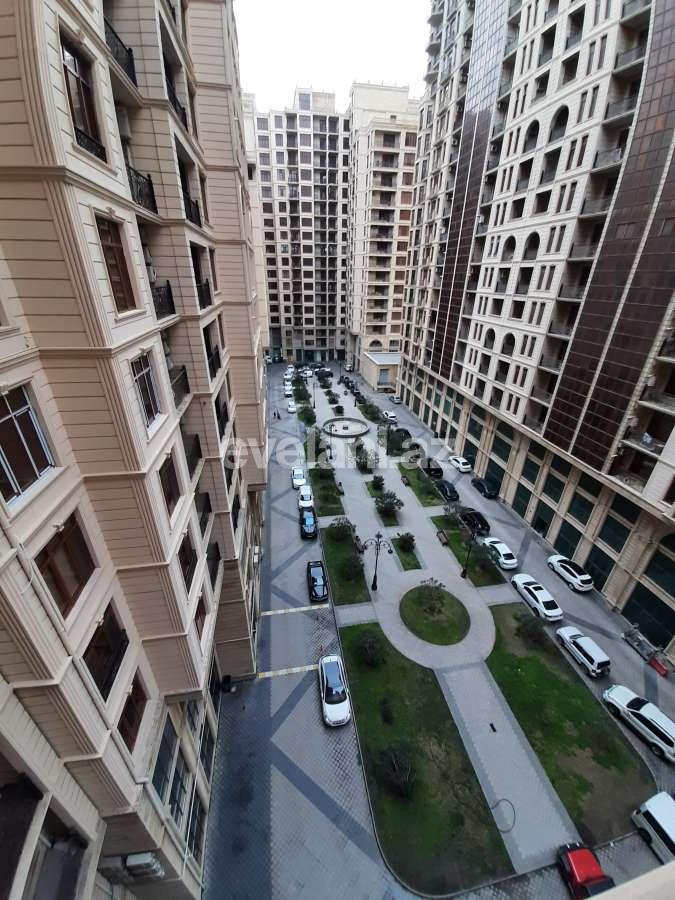 Satılır, yeni tikili, 3 otaqlı, 160 m², 28 may m.