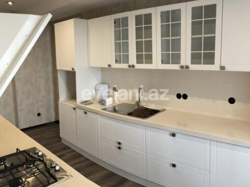 Sale, old building, 3 room, 110 m², Icheri Sheher m.