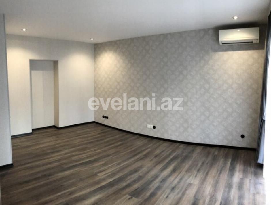 Sale, old building, 3 room, 110 m², Icheri Sheher m.