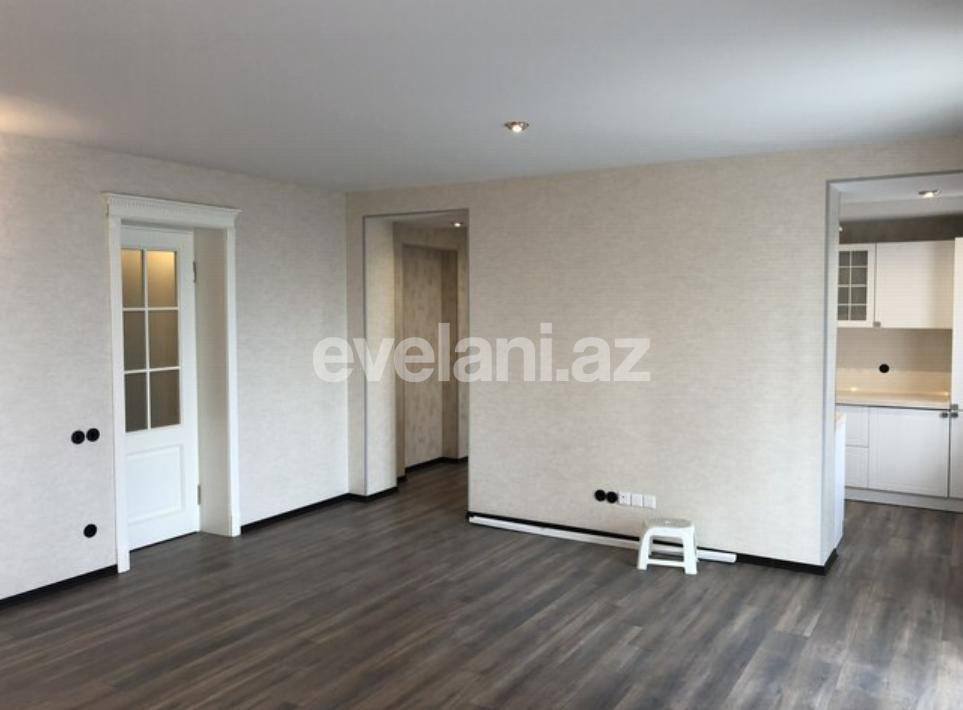 Sale, old building, 3 room, 110 m², Icheri Sheher m.