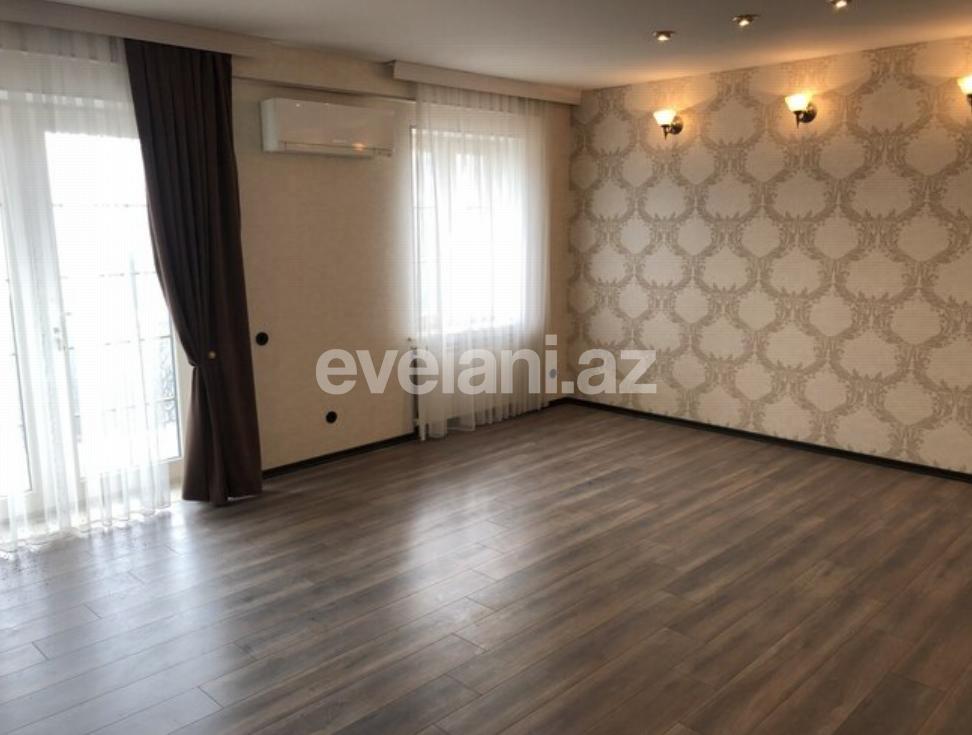 Sale, old building, 3 room, 110 m², Icheri Sheher m.